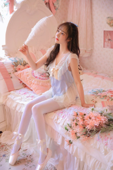 女朋友是姐姐闺蜜